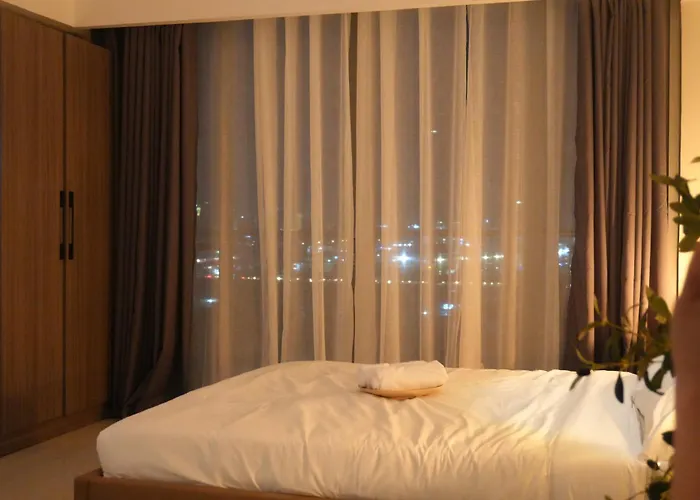 Brune - Paranaque Guest house Manila